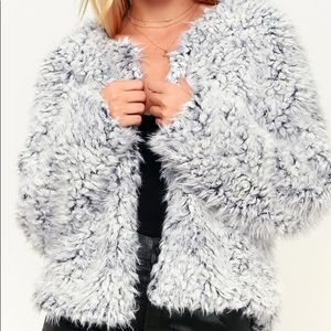 Lulu’s Grant Grey Faux Fur Jacket - size small